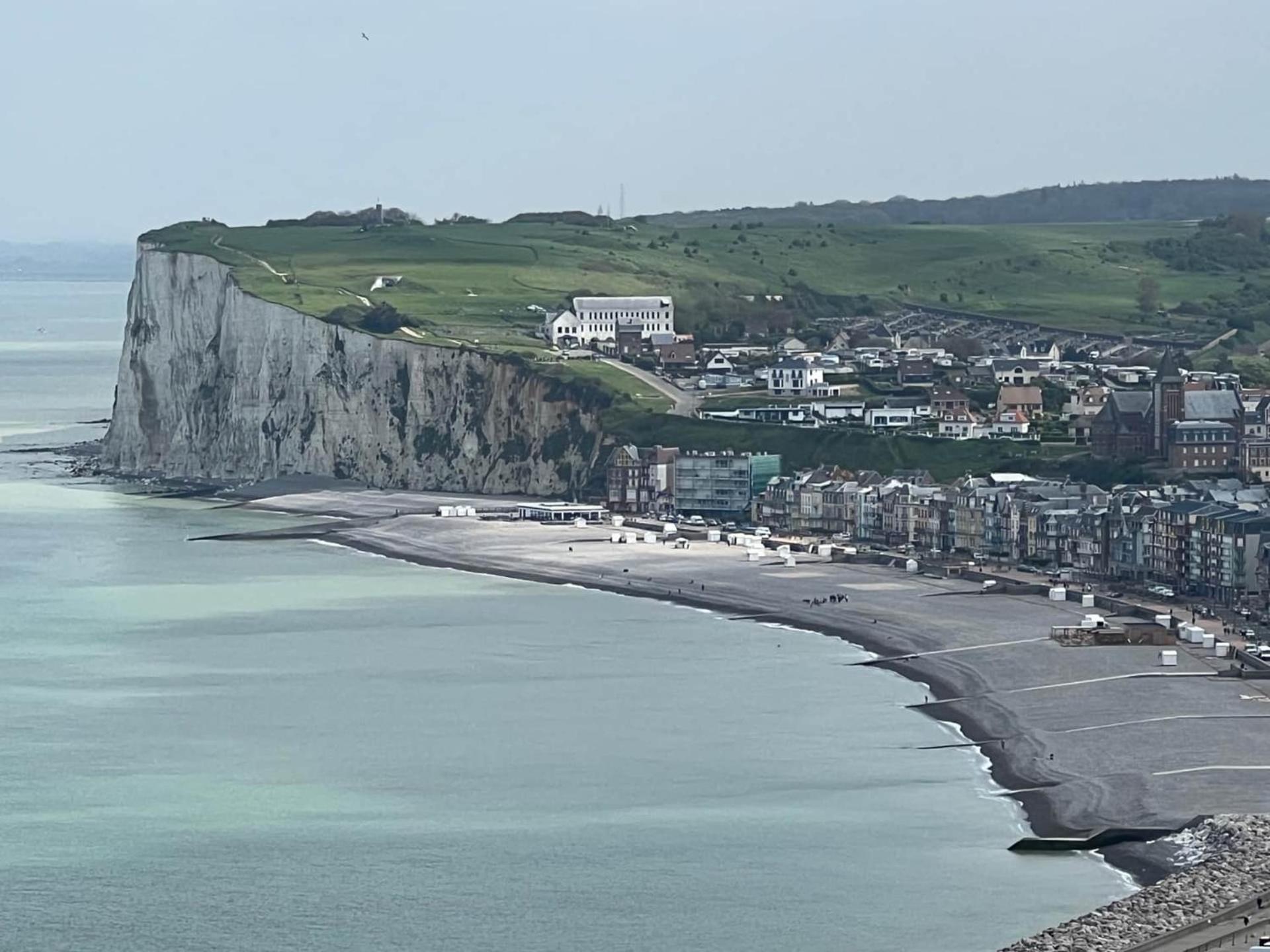 Appartement La Vue Mers Avec Vue Panoramique Et Balcon, 100 M Plage, Velos Fournis Location Capriciosa, Petit Dejeuner En Option Exteriör bild
